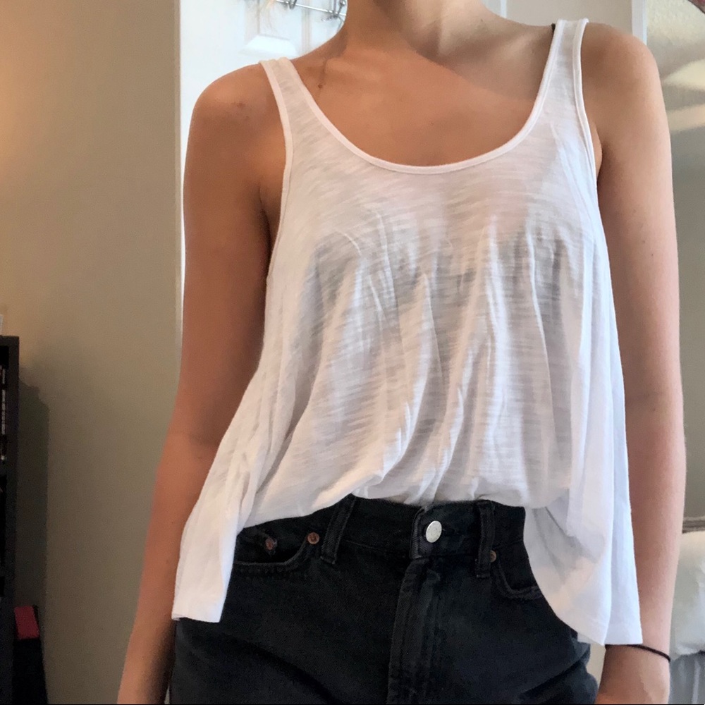 American Eagle Flowy Tank